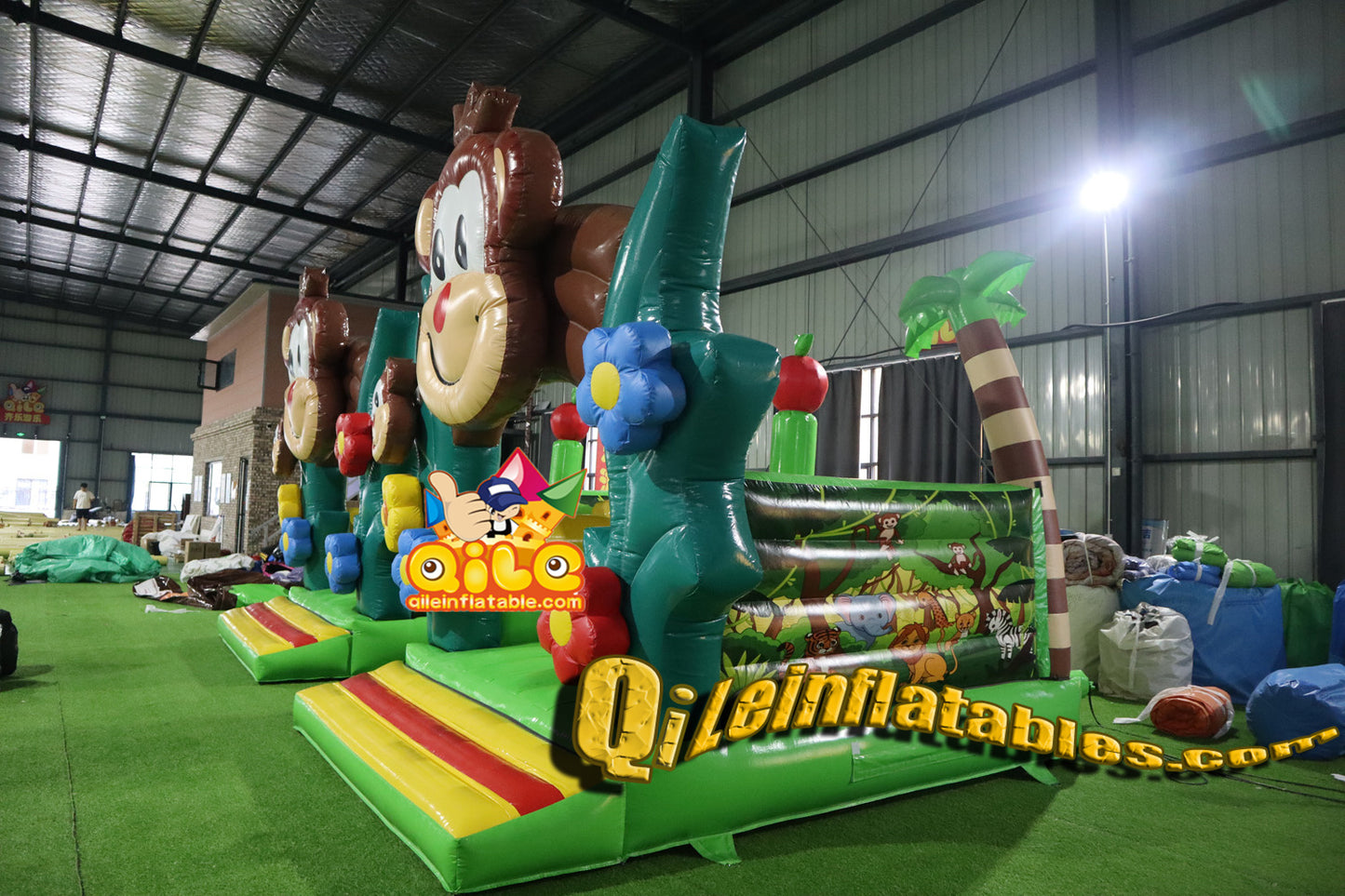 qile-2024009  inflatable  castle big face monkey combo  for sales