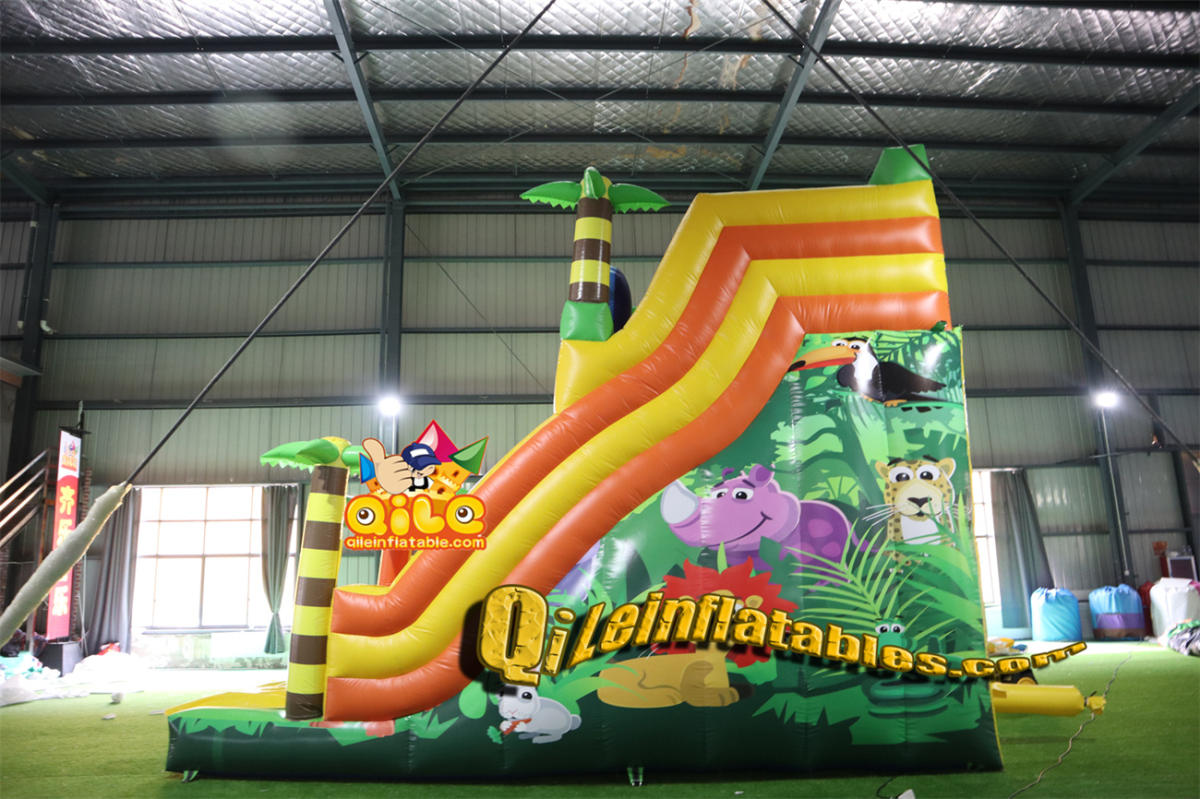 qile-7076 inflatable dry slide Animals Forest slide